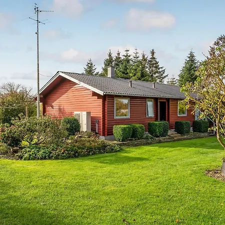 Two-bedroom In Rudkobing * Spodsbjerg