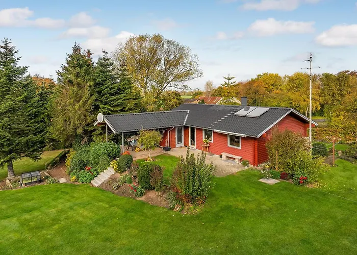 Two-bedroom In Rudkobing Spodsbjerg