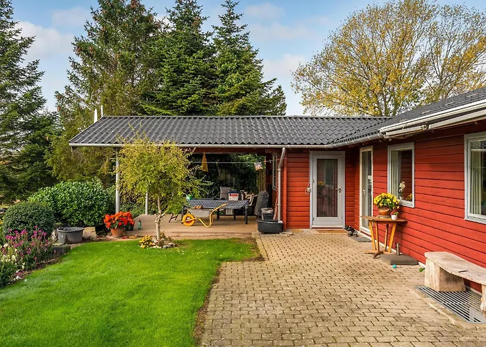 Two-bedroom In Rudkobing Spodsbjerg